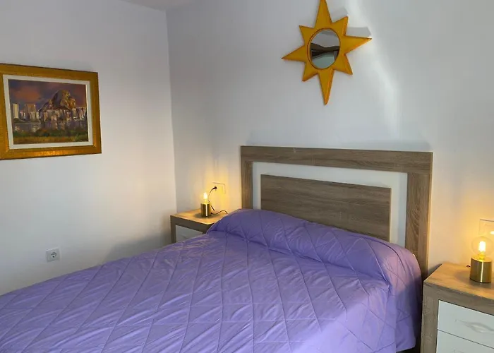 Villa Con Piscina, Soleada, Tranquila Y Centrica