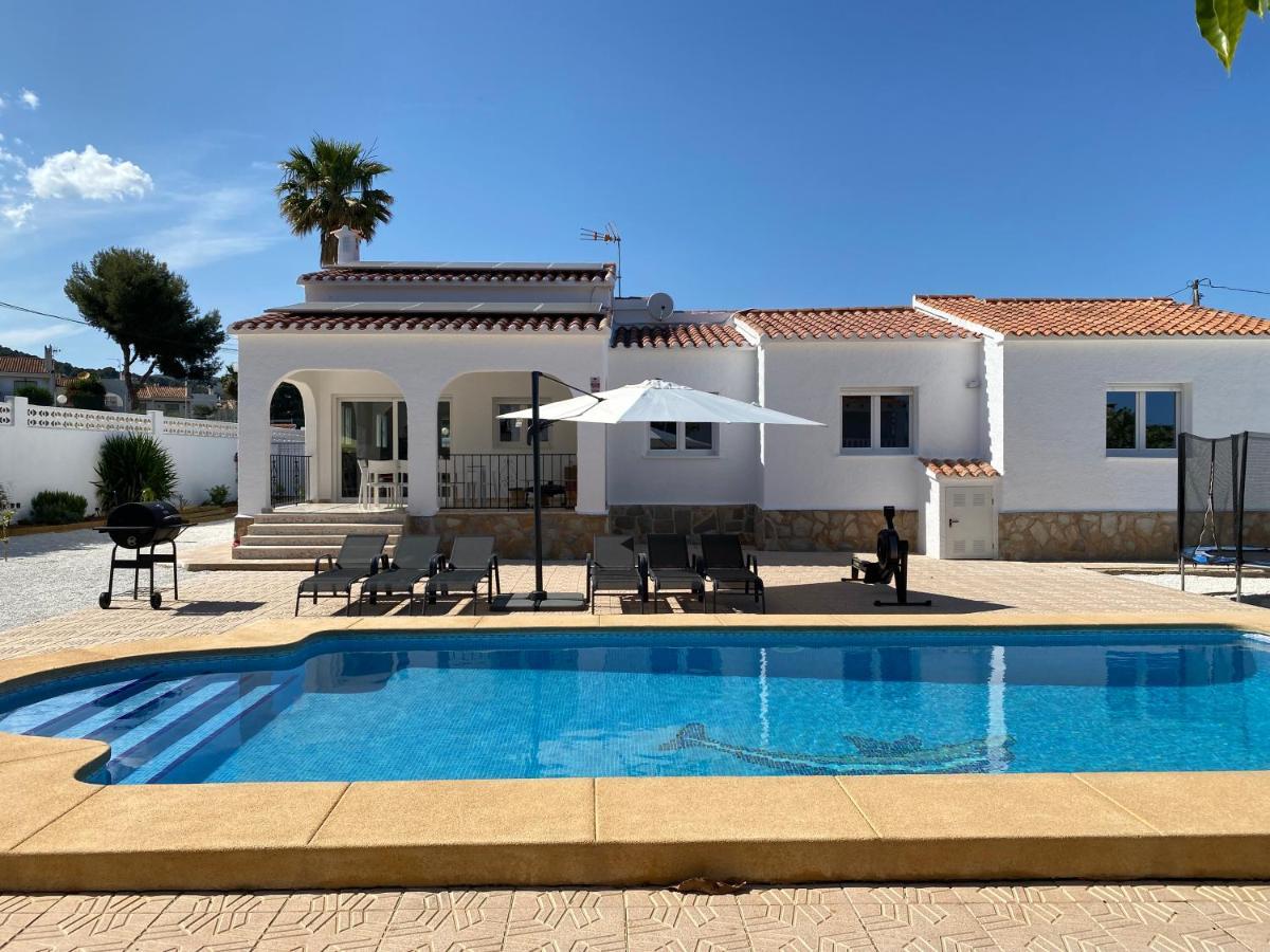 Villa Con Piscina, Soleada, Tranquila Y Centrica Calpe