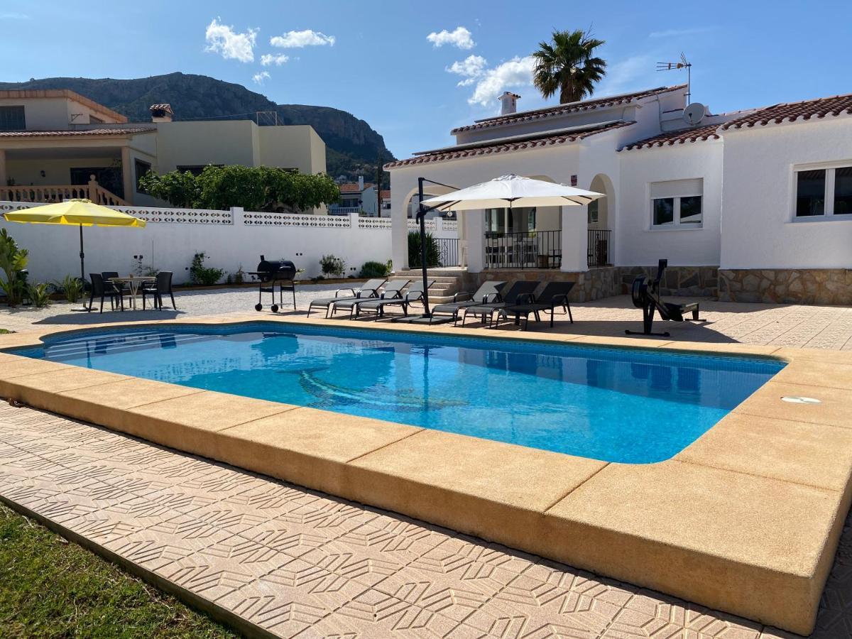Con Piscina, Soleada, Tranquila Y Centrica