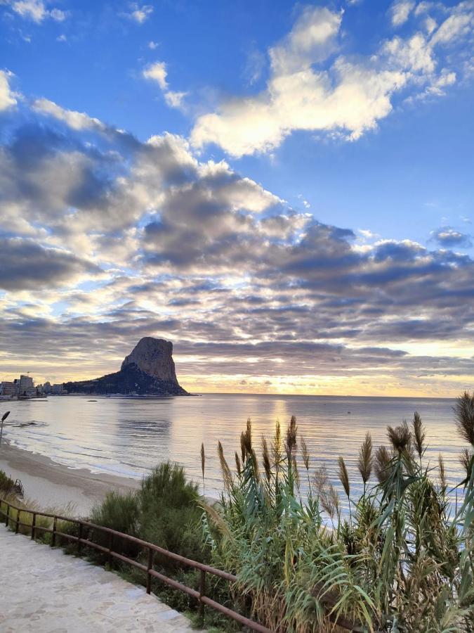 Con Piscina, Soleada, Tranquila Y Centrica * Calpe