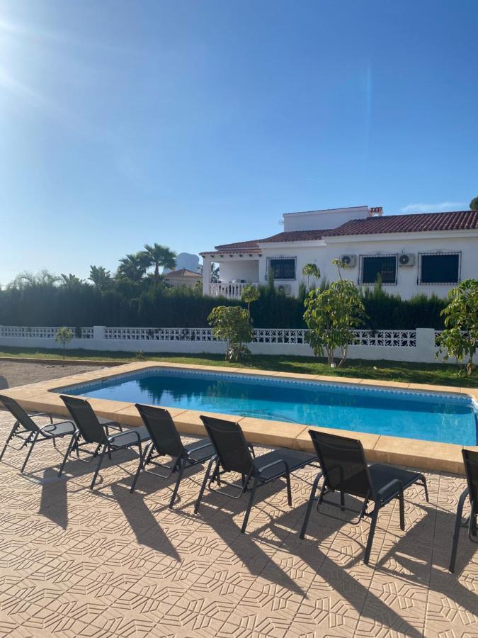 Con Piscina, Soleada, Tranquila Y Centrica Calpe